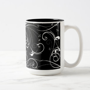 Zartes florales Wiederholungsmuster in Weiß auf Sc Zweifarbige Tasse