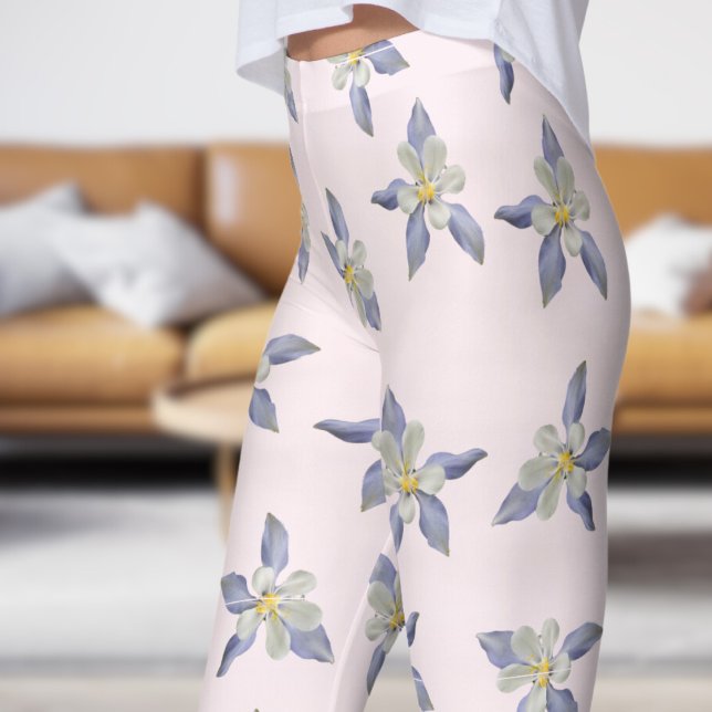 Zartes, weißes Blütenmuster Leggings (Pale Petals on Lavender Blush)