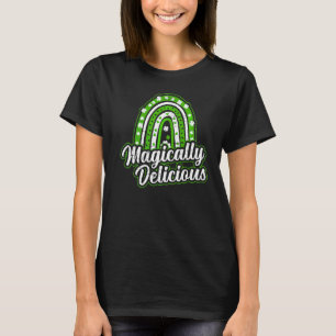 Zauberhaft köstlich für einen irischen St Patricks T-Shirt