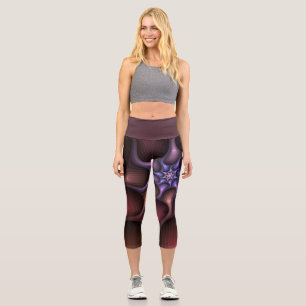 Zauberhaftes Abstrakt gestreiftes farbiges Fraktal Capri Leggings