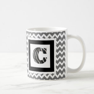 Zebra-Druck-Buchstabe "C" auf grauem/weißem Kaffeetasse