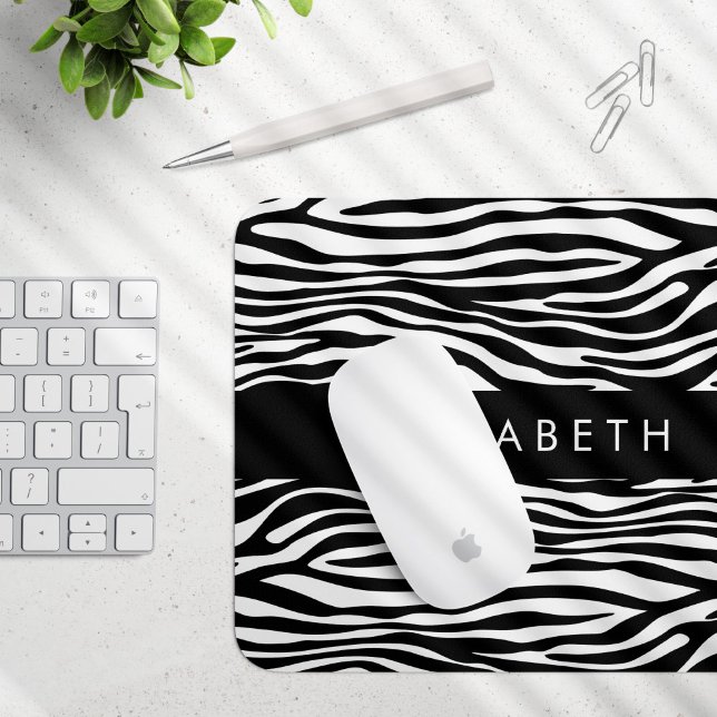 Zebra Print, Streifen, Schwarz und Weiß, Ihr Name Mousepad (Von Creator hochgeladen)