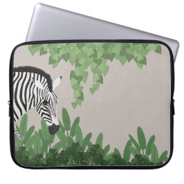 Zebra zwischen Blättern Laptopschutzhülle