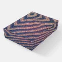 Zebrastreifen in Sand