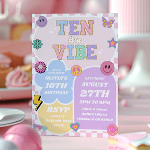 Zehn ist ein Vibe Preppy Patch 10. Geburtstagspart Einladung