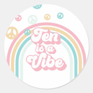 Zehn ist ein Vibe Retro Sommer Regenbogen Runder Aufkleber