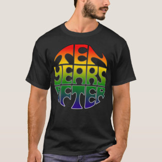 Zehn Jahre nach dem Rainbow-Logo Classic T-Shirt