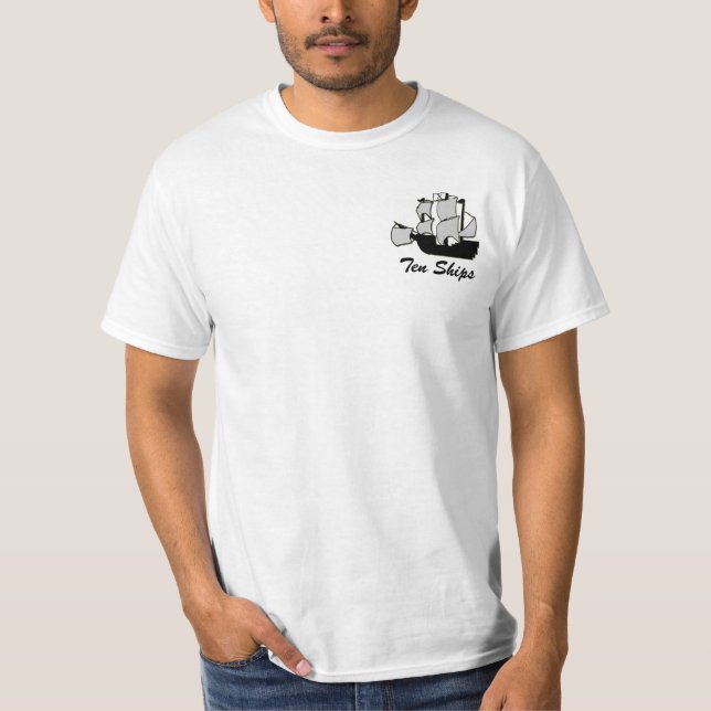 Zehn Schiffs-Shirt T-Shirt (Vorderseite)