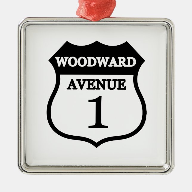 Zeichen Woodward Geschenke des Woodward Ornament Aus Metall (Vorne)