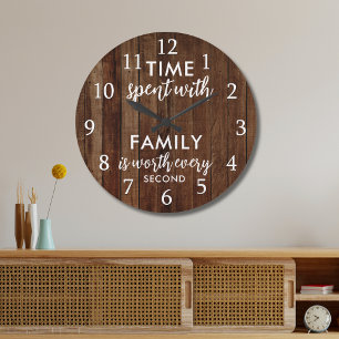 Zeit mit Familie Zitat Typografie Rustikales Dunkl Große Wanduhr