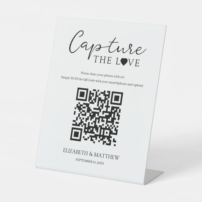 Zeitgenössisches Skript Erfassen der Liebe mit QR- Sockelschild (Vorderseite)