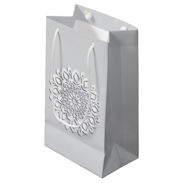 Zeitgenössisches Weißbuch: Mandala kürzen Kleine Geschenktüte (Vorderseite Schrägansicht)