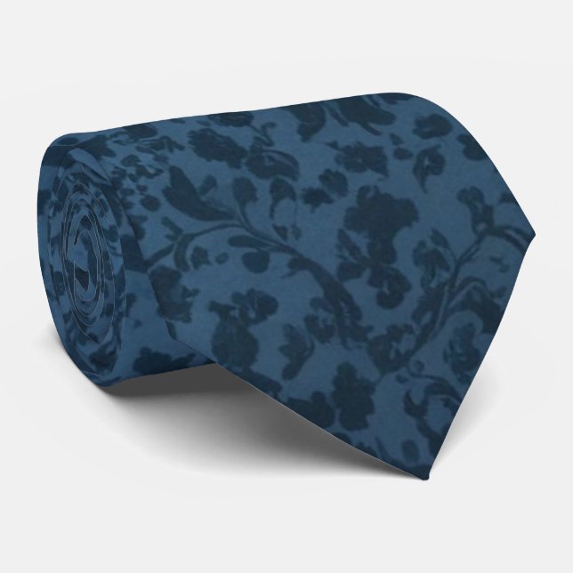 Zeitlos Elegant Stilvoll Viktorianisch Blue Floral Krawatte (Gerollt)