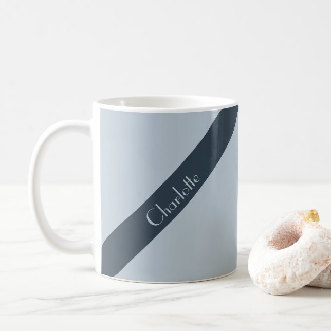 Zeitlos - Maßgeschneiderte Tasse mit blauem Nebel (Mit Donut)