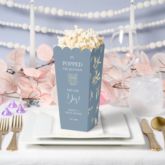 Zeitlose Blume "Er stellte die Frage auf" Geschenkschachtel (Hochzeit)