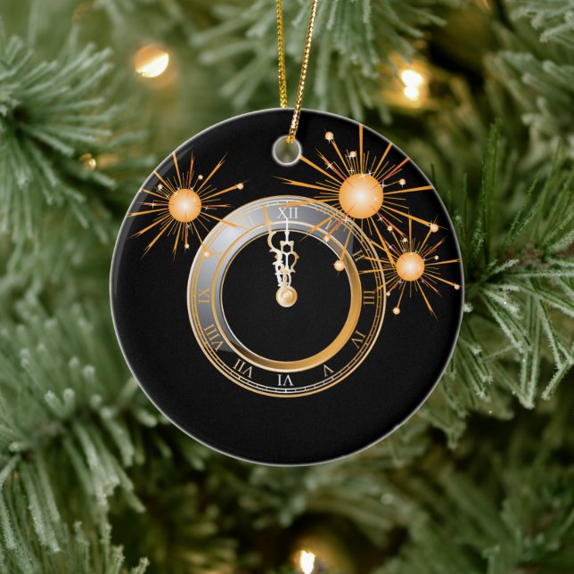 Zeitlose Eleganz: Neujahr Keramik Ornament (Baum)
