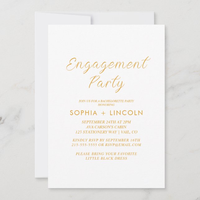 Zeitlose Gold-Kalligrafie-Engagement Einladung (Vorderseite)