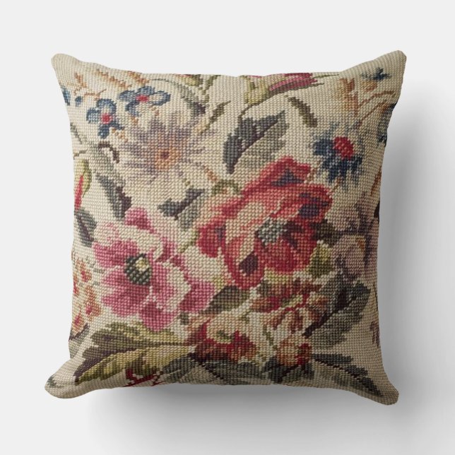 Zeitloses Blut: Vintager Nadelstichflor P Kissen (Vorderseite)