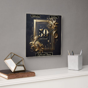 Zeitloses Gold: 50 Jahre Gedenkfeier Quadratische Wanduhr