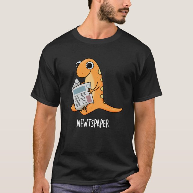 Zeitung Funny Newt Pun Dark BG T-Shirt (Vorderseite)