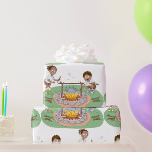 Zeltlager-Ausflug von Jungen und Mädchen am Lagerf Geschenkpapier