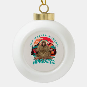 Zen-Meister-Moment Bigfoot-Meditation Retro-Art Keramik Kugel-Ornament