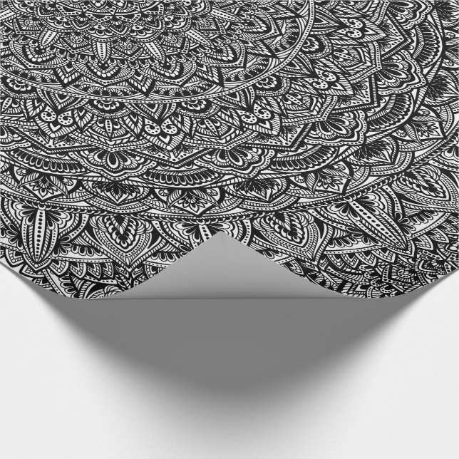 Zen Schwarz-Weiß Mandala Geschenkpapier (Ecke)
