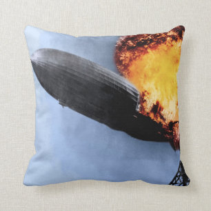 Zeppelin-Explosionspilz Kissen