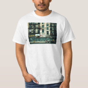 Zerfall auf Canal Street, Chinatown T-Shirt
