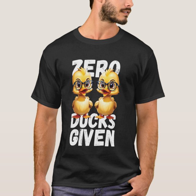 Zero Ducks mit lustigem Niedlich Duck Puck Design T-Shirt (Vorderseite)