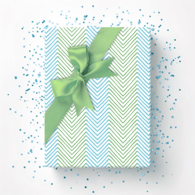 Zeta Chevron Stripe in Green and Aqua Geschenkpapier (Von Creator hochgeladen)
