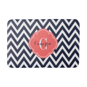 Zickzack Monogramm für Navy und Korallen Badematte