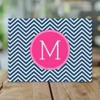 Zickzack Muster mit Monogram - Navy Magenta