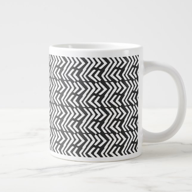 Zickzack Muster mit schwarzem Hand Jumbo-Tasse (Rechts)