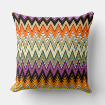 Zickzack Muster, orange, schwarzes Kissen