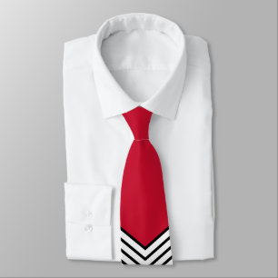 Zickzack Schwarzweiß-Design und rotes Dreieck Krawatte