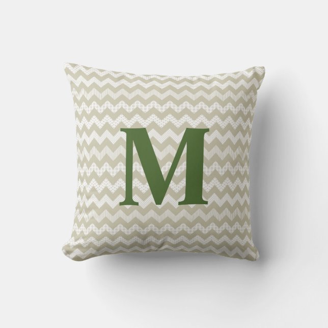 Zickzack und grünes Monogramm Außenkissen Kissen Für Draußen (Vorderseite)