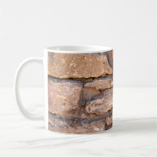 Ziegelmauer. Hintergrund aus Ziegelsteinen. B Kaffeetasse