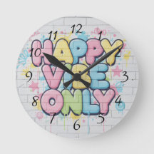Ziegelstein mit farbenfrohem Text, der „Happy Vibe