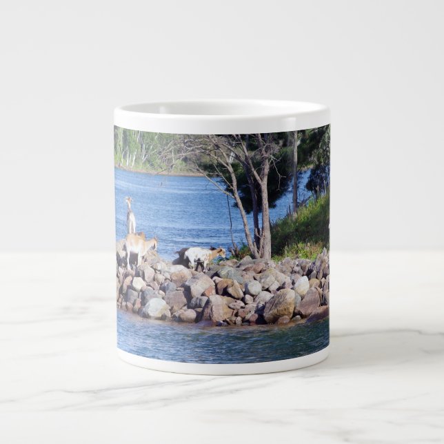 Ziegen auf Felsen Tasse (Vorderseite)