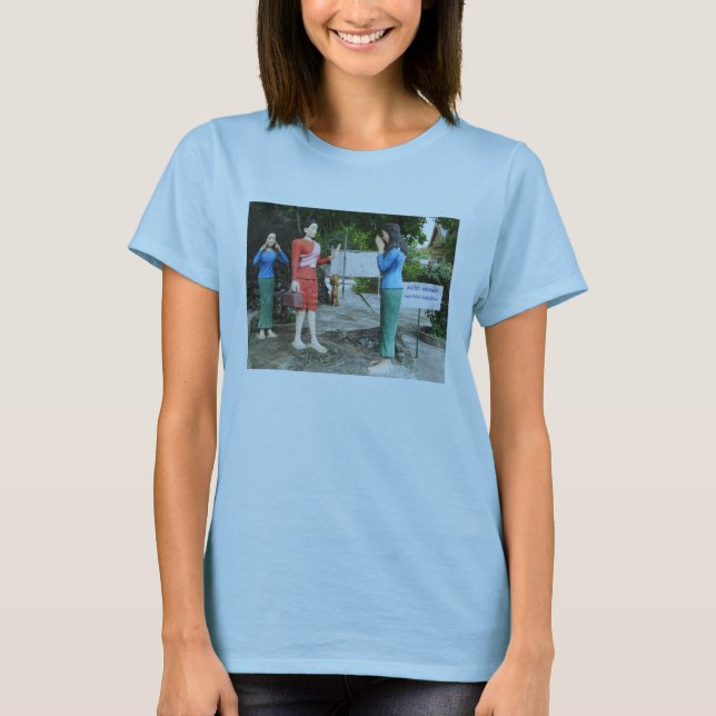 Ziehen der Gesichter hinter Ihrer Rückseite T-Shirt (Vorderseite)
