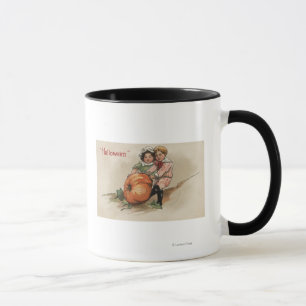 Ziehen des Kürbises herauf Abhang Tasse