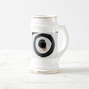 Ziel zerreißt bierglas