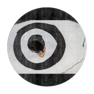 Zielreißen auf der Schneideplatte Schneidebrett