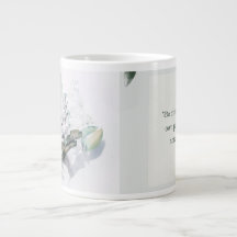 Zierliche Blumenvase-Tasse mit schönem Zitat