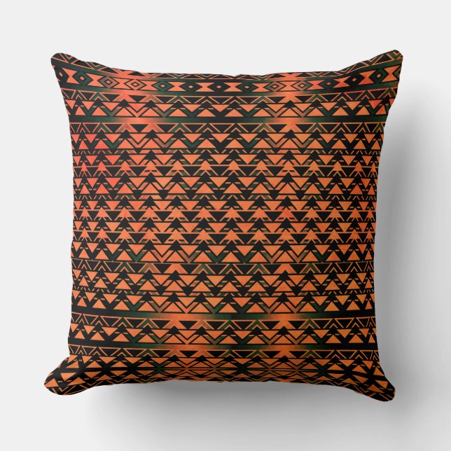 ZigZag-Dreiecke auf Gradientensepien, Orangenlachs Kissen (Vorderseite)