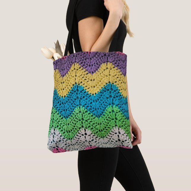 Zigzag Rainbow Crochet Design Tasche (Von Nahem)