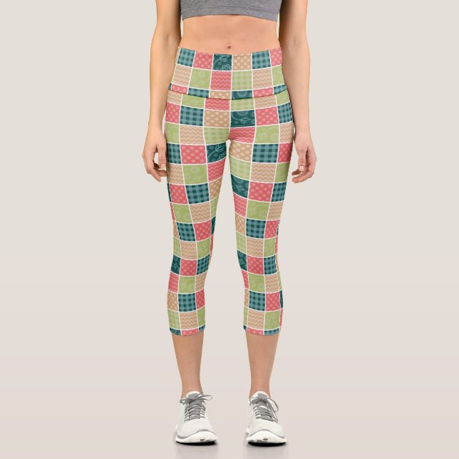 Zigzag, Zickzack, Gingham, Polka Dots, Patchwork Capri Leggings (Vorderseite)