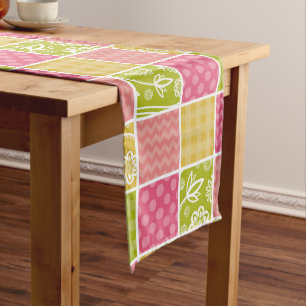 Zigzag, Zickzack, Polka Dots, Gingham, Patchwork Mittelgroßer Tischläufer