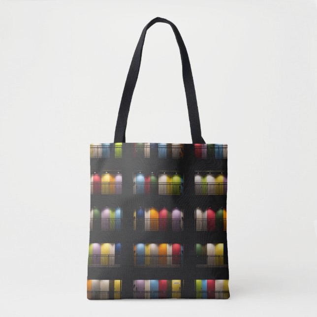 ZIMMER MIT FARBTÜREN TASCHE (Vorderseite)